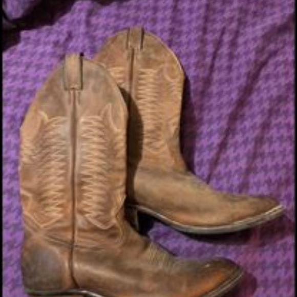 Size 9 ladies Boulet Boots - Picture 3 of 3